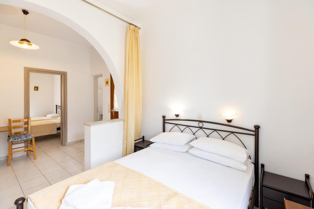 Peris Rooms Kamares  Ngoại thất bức ảnh