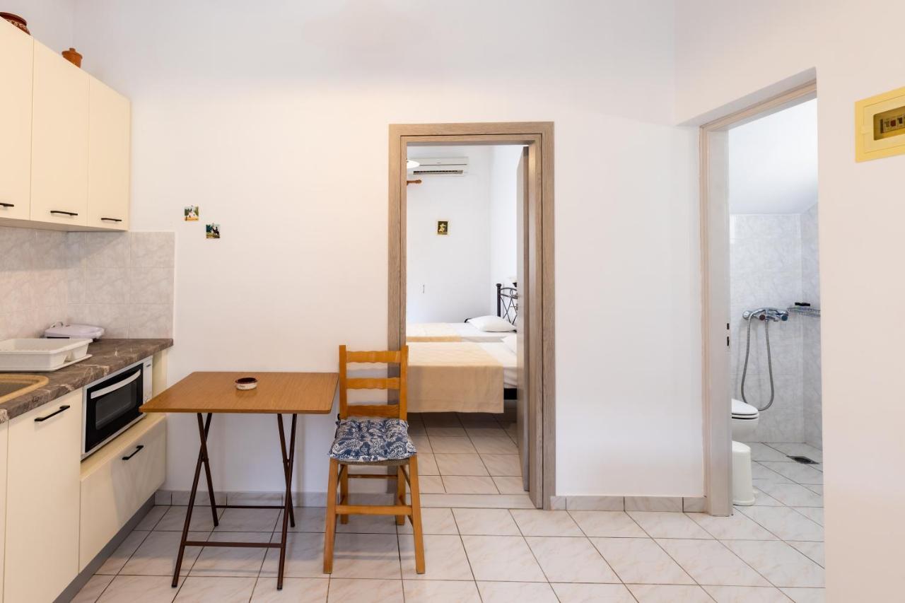 Peris Rooms Kamares  Ngoại thất bức ảnh