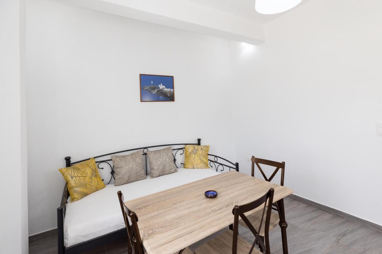 Peris Rooms Kamares  Ngoại thất bức ảnh