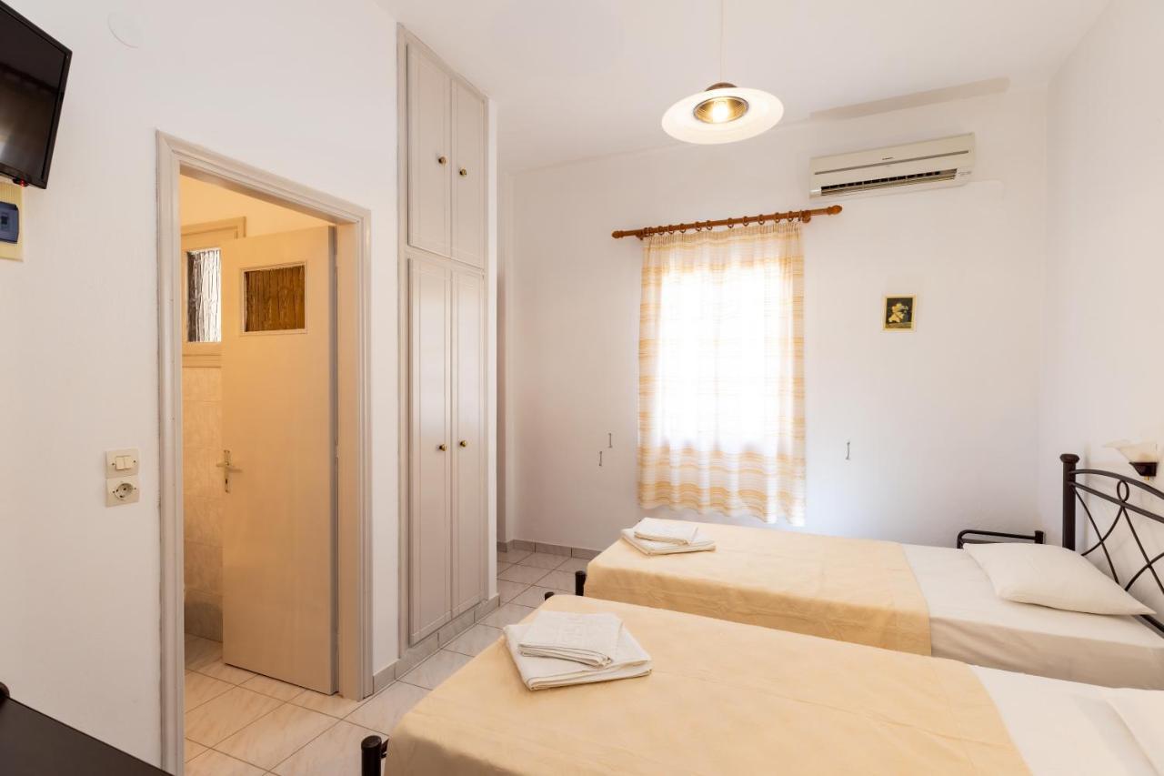 Peris Rooms Kamares  Ngoại thất bức ảnh