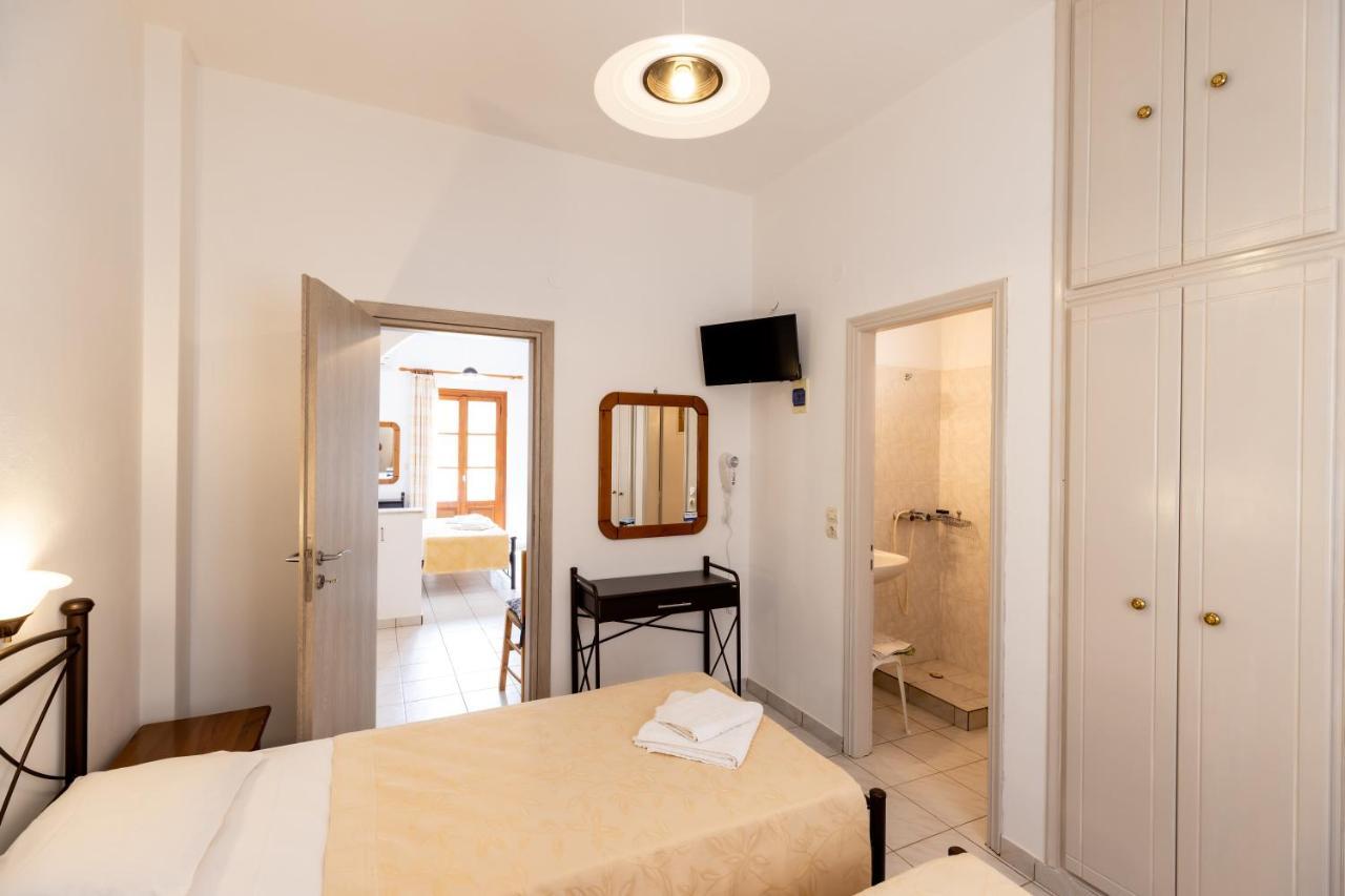 Peris Rooms Kamares  Ngoại thất bức ảnh